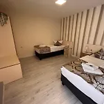 Hotel Novel